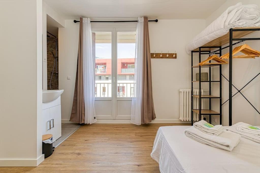 Haut Standing, 4 Ch Dont 2 Sdb Prive, Clim, Fibre Grenoble Exterior foto